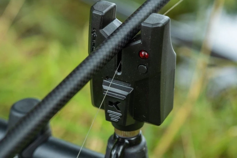 Korum KBI-Compact 2 Rod Remote Alarm Set 3 Korum KBI-Compact 2 Rod Remote Alarm Set – Image 3